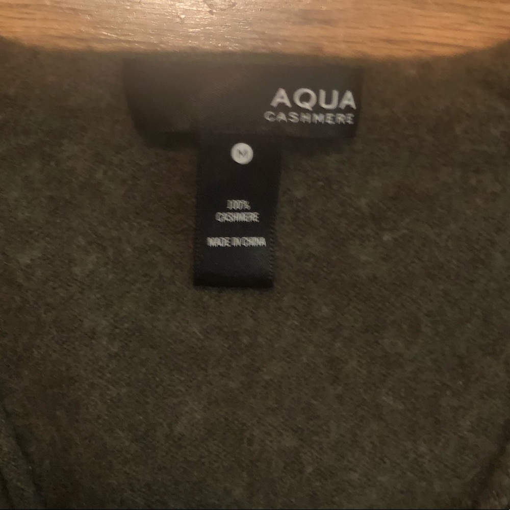 Aqua Olive green cashmere sweater w/ arm cutouts medium - Picture 4 of 4